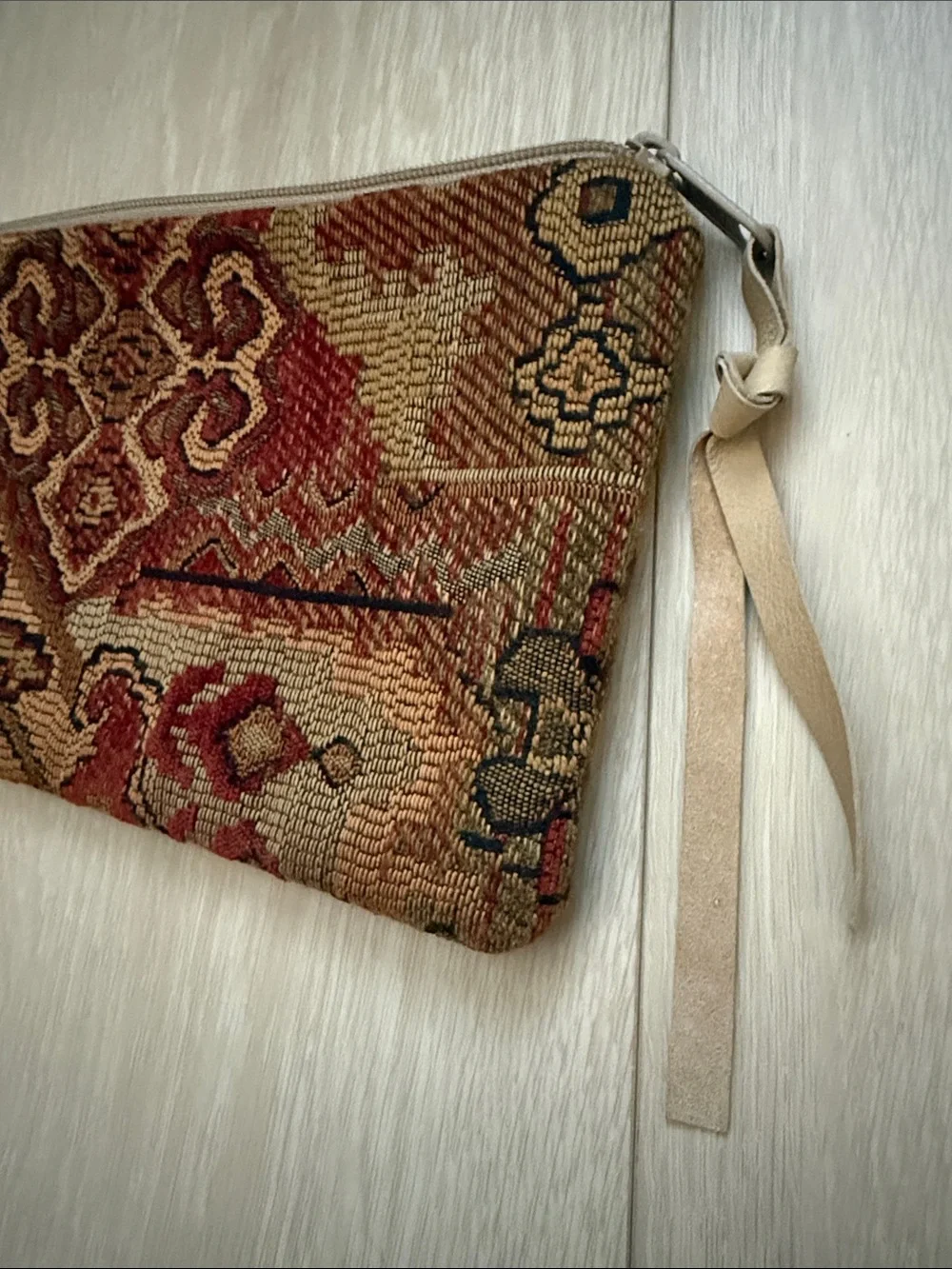 Woven Tapestry Zip Make Up Cosmetic Pouch in Red & Brown